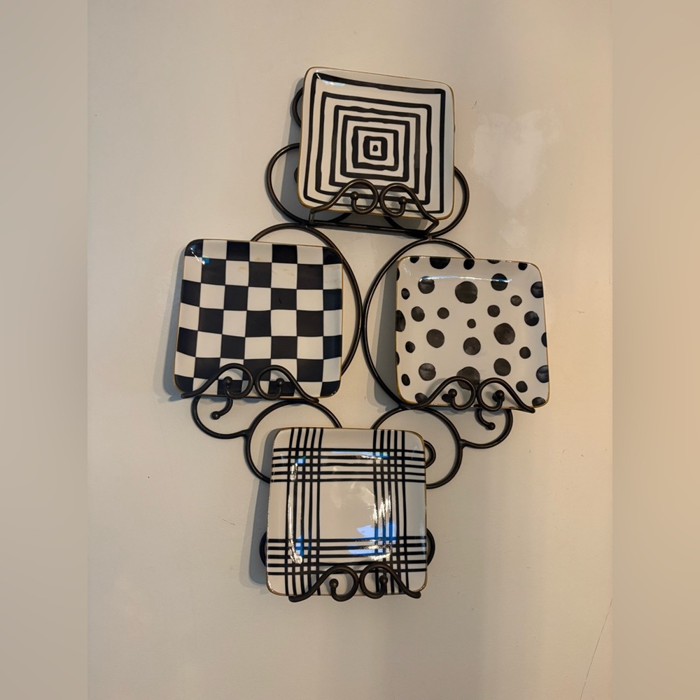 Princess House Metal wall Holder - Picture 3 of 4